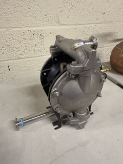 Air-Operated Double Diaphragm Pump W/Gauge - Image 3