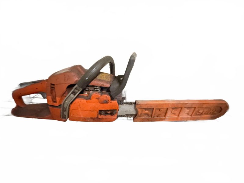 Gas Chainsaw - Image 1