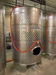 Fermenter Tank #3, 872 Gal - Image 1