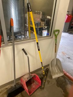 Warehouse Cleaning Tools - Image 4