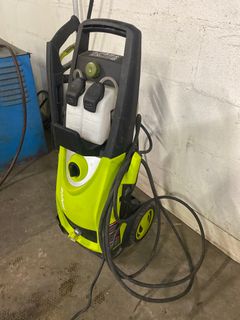Electric Pressure Washer with Nozzles - Image 3