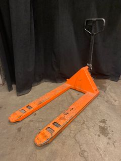 Pallet Jack - Image 2