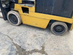 Electric Forklift with Charger - Image 14
