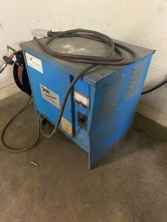 Electric Forklift with Charger - Image 20