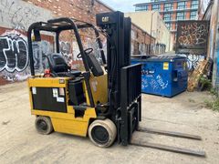 Electric Forklift with Charger - Image 3