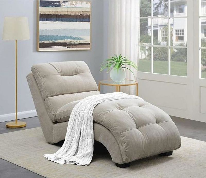 Chaise Lounge