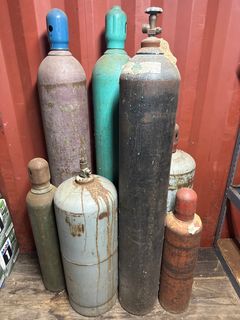 Compressed Gas Cylinders - Image 3