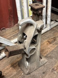 Simplex 217 Industrial Jack - Image 1