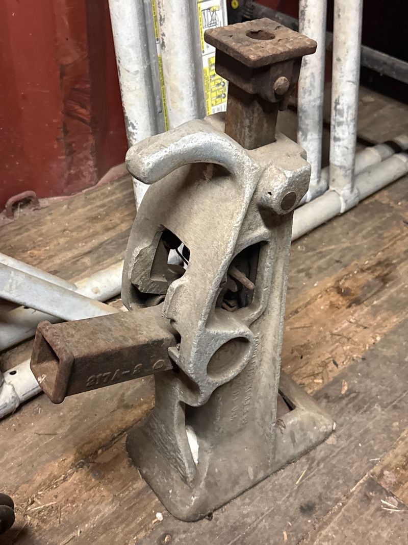 Simplex 217 Industrial Jack - Image 1