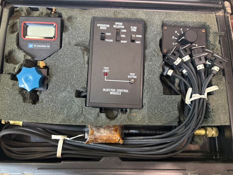 Digital Fuel Pressure Tester - Image 1