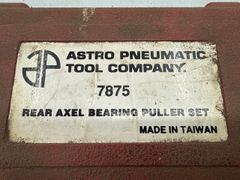 Rear Axel Bearing Puller Set - Image 2