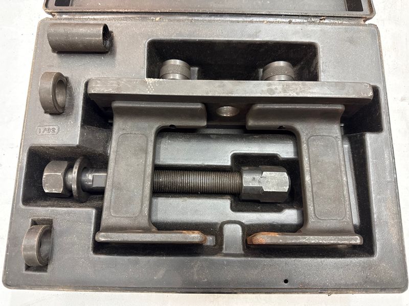 Bearing Splitter Kit - Image 1