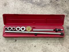 Bearing tool kit - Image 1