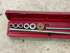 Bearing tool kit - Image 2