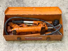 Body and frame kit - Image 1