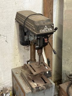Drill press - Image 1