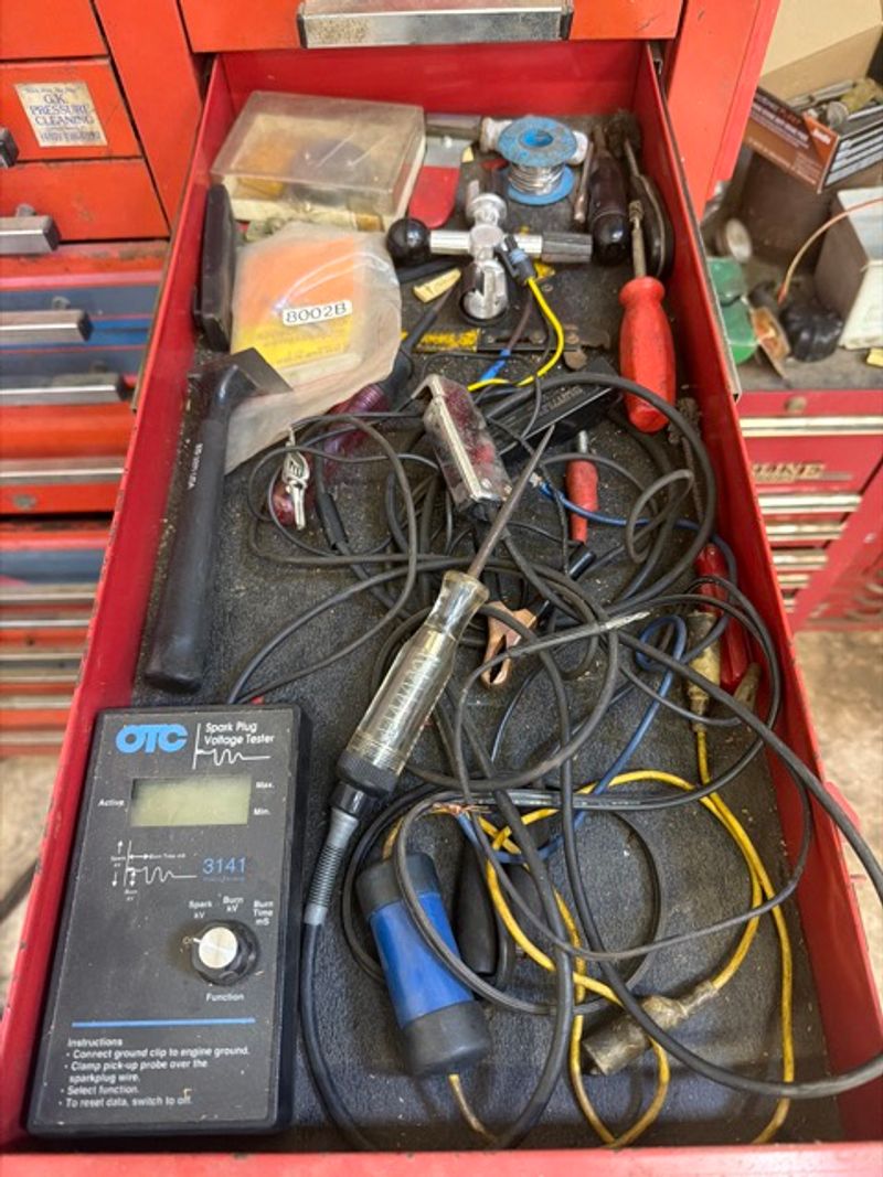 Spark Plug Voltage Tester - Image 1