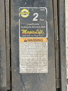 Floor Jack - Image 2