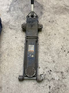 Floor Jack - Image 3