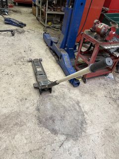 Floor Jack - Image 4