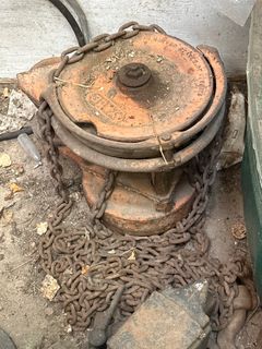Chain hoist - Image 1