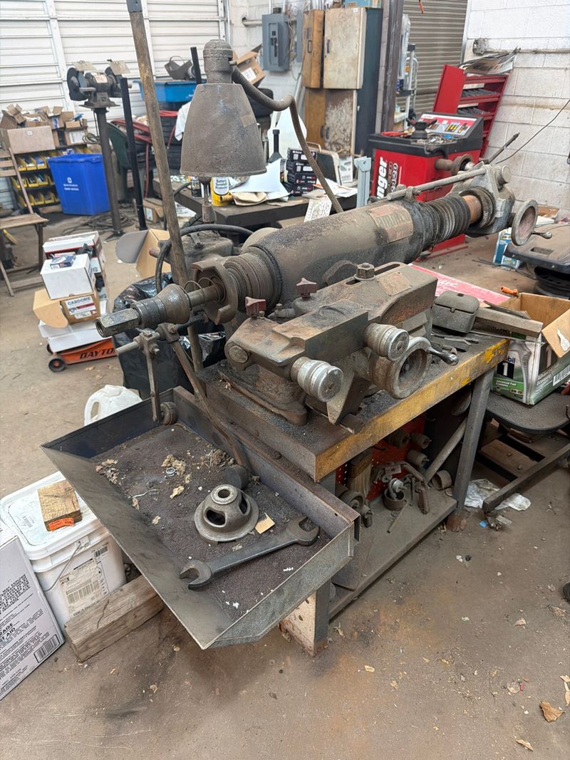 Lathe - Image 1