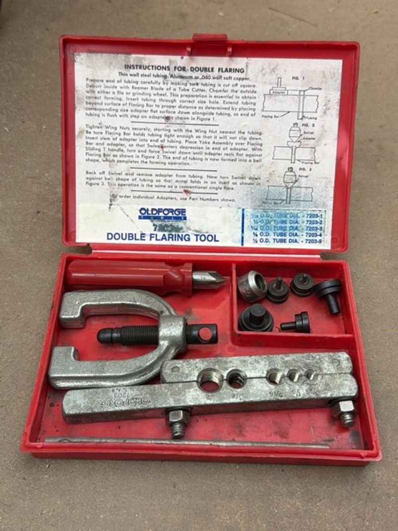 Matco Tools FT-93-FB Double Flaring Tool Kit - Image 1