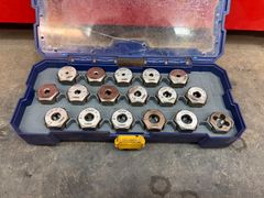 Self aligning die set - Image 1