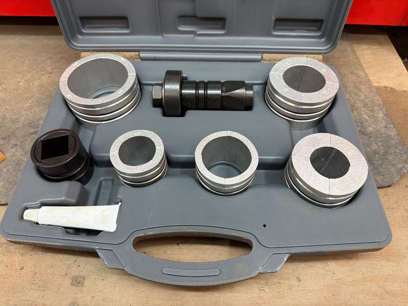 Pipe stretcher kit - Image 1