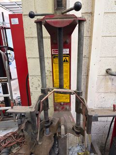 Strut spring compressor - Image 2
