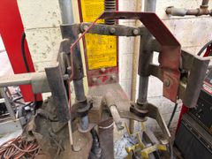 Strut spring compressor - Image 4