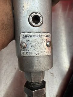 Ingersoll Rand Model 104 1/4 inch Drive Pneumatic Ratchet Wrench - Image 2