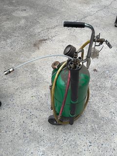 Fluid/Oil Extractor - Image 3