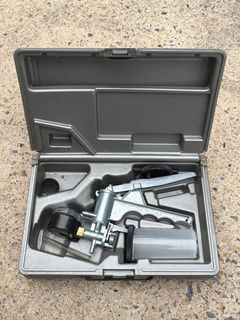 Hand Vacuum Pump - Image 1