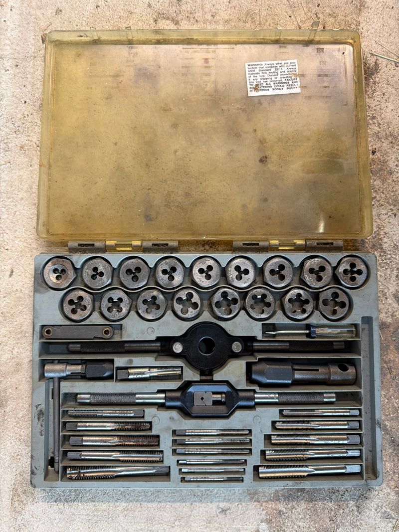 Tap and Die Set  - Image 1