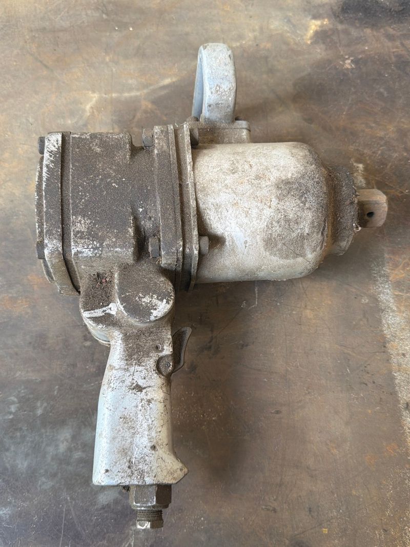 Impact Wrench - Image 1