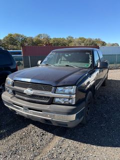 2005 Chevrolet Silverado 1500 LS - Image 2