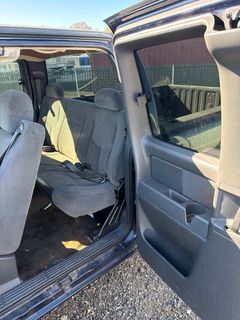 2005 Chevrolet Silverado 1500 LS - Image 13