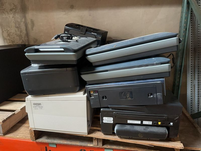 HP and Canon Printers and Scanners - Image 1