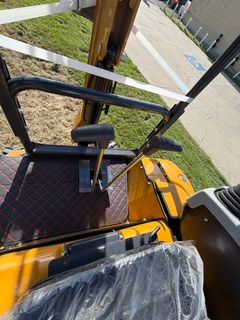 QK20R Mini Excavator Hydraulic Thumb - Image 10