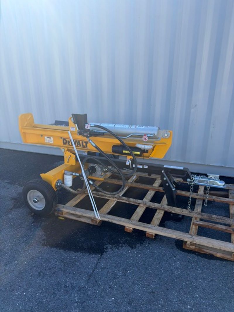 Dewalt 28 Ton Log splitter - Image 1