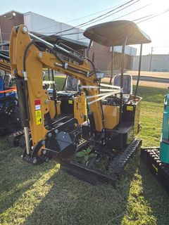 H13R Mini Excavator  - Image 2