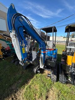 DM20YM Diesel Mini Excavator Hydraulic Thumb - Image 9