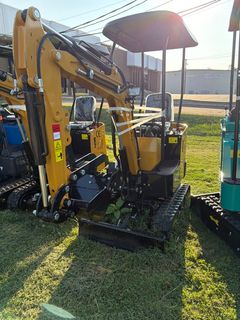 H13R Mini Excavator  - Image 2