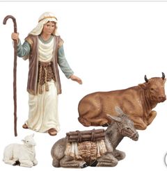 Kirkland Signature Hand Painted Nativity 14-piece Set - Image 4