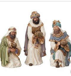 Kirkland Signature Hand Painted Nativity 14-piece Set - Image 5