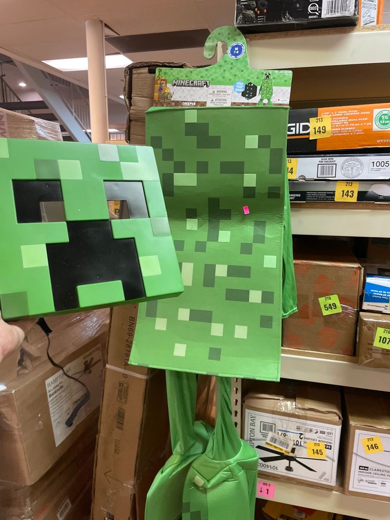 Disguise Minecraft Creeper size 7-8 - Image 1