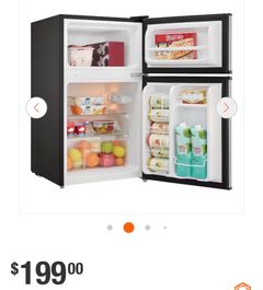 Vissani 3.2 cu. ft. Mini Refrigerator in Stainless Look with 2-Doors, Glass Shelves, and Energy Efficiency MDCM31SS5 - Image 2