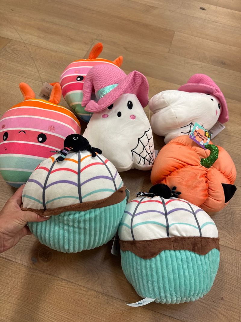 Toys - Image 1