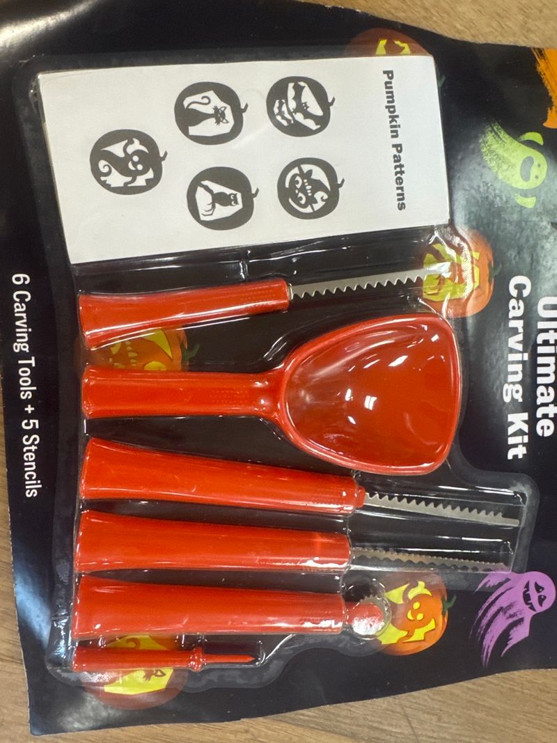 Carving kit - Image 1